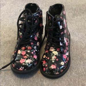 Floral boots